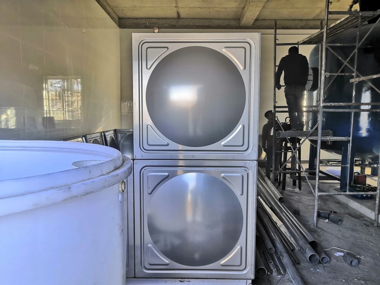 0901-16-7.jpg 0901-16-7.jpg